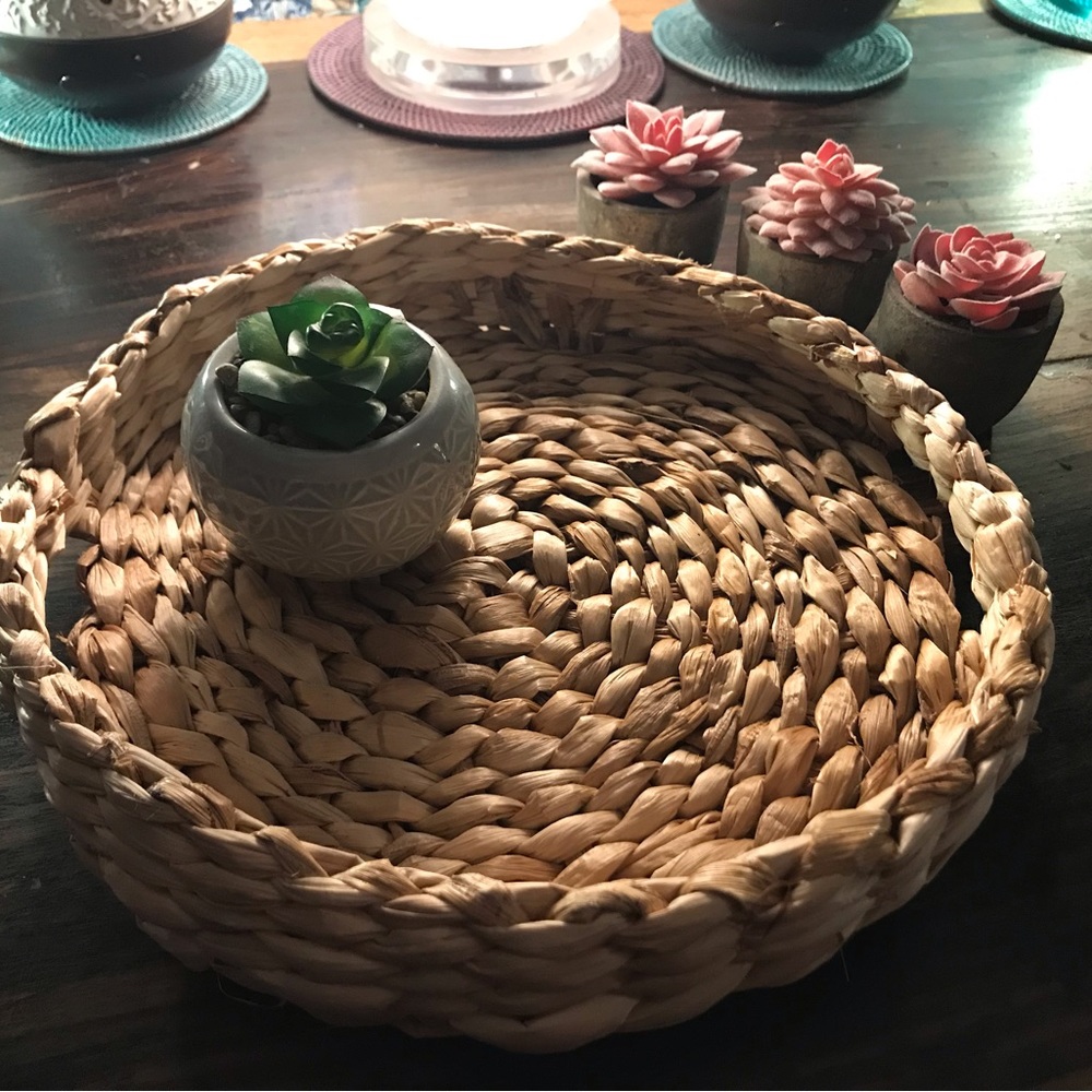 100% Handcrafted Sweet Grass Medium Tray